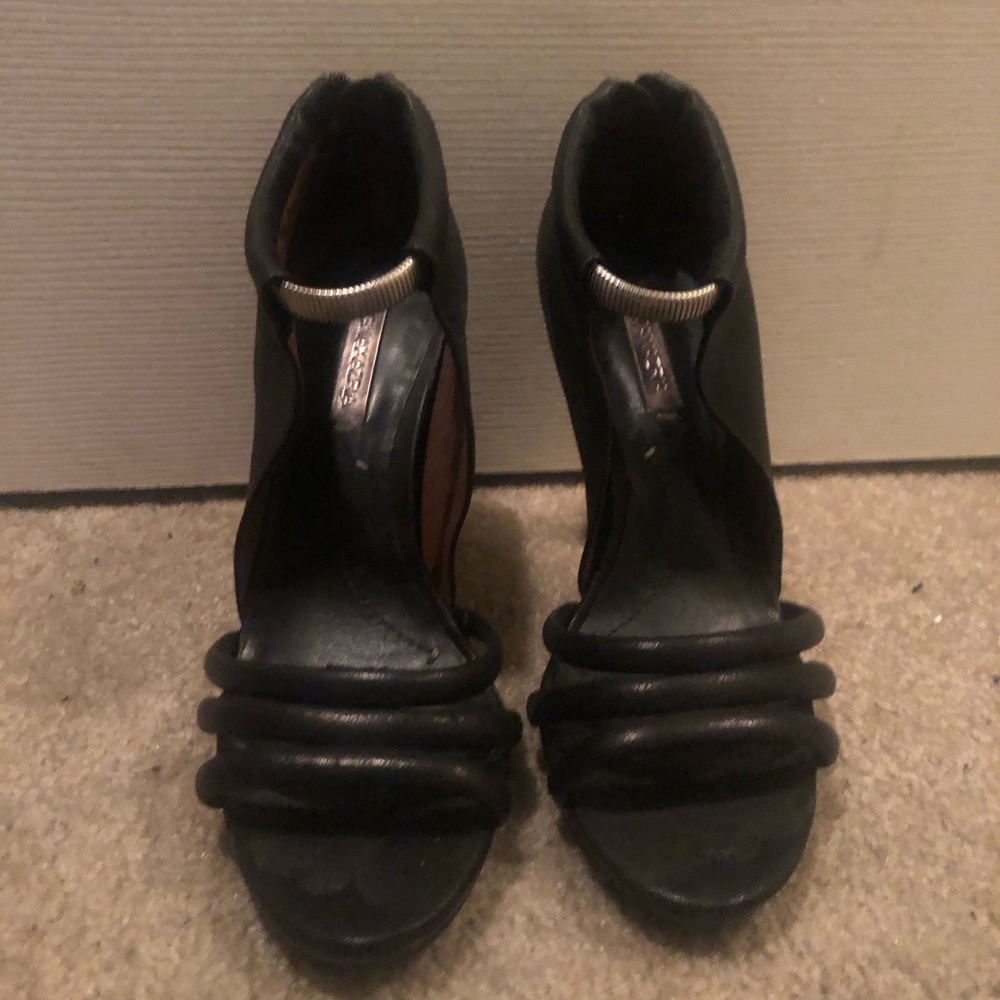 BCBG Max Azria Black Leather Sandals (Size 38) - Picture 3 of 4